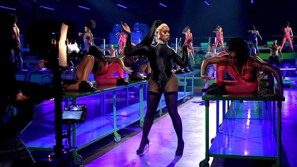 Rihanna apologizes for using Islamic Hadith during Savage X Fenty fashion show