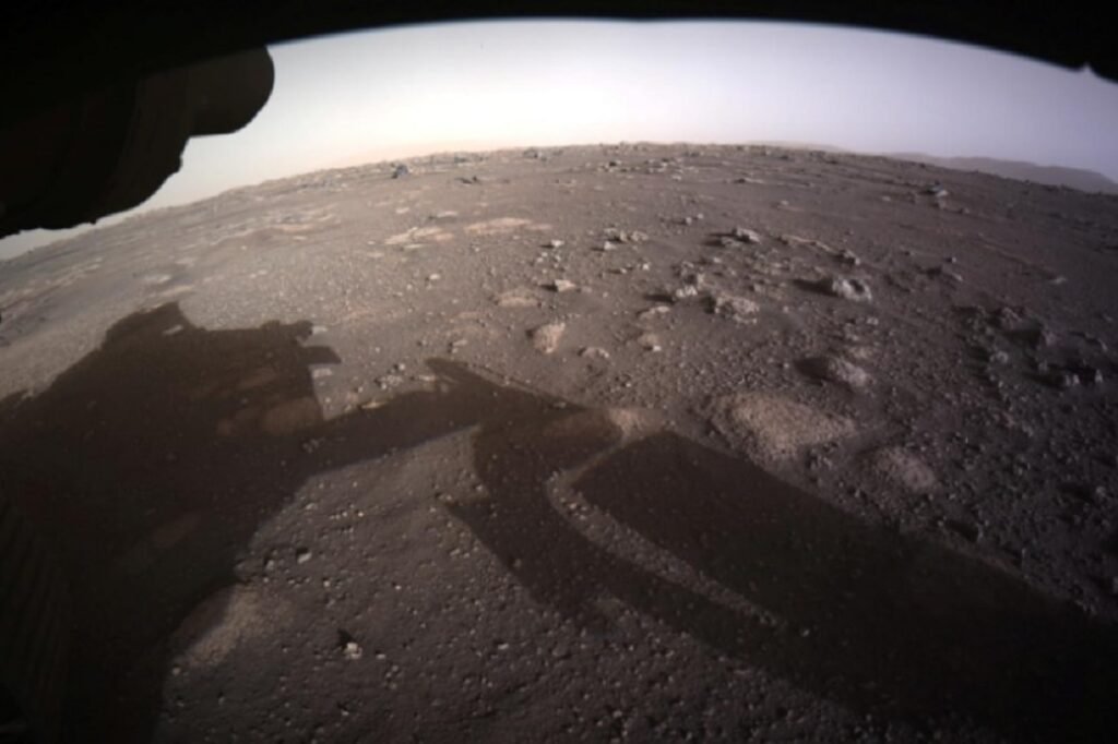 ‘Rare View for Human Eye’: Mars rover beams back selfie just before landing