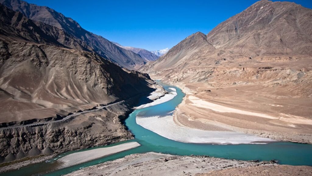Melting Ice Under Himalayas – India, Pakistan to meet on March 23 in Water Accord