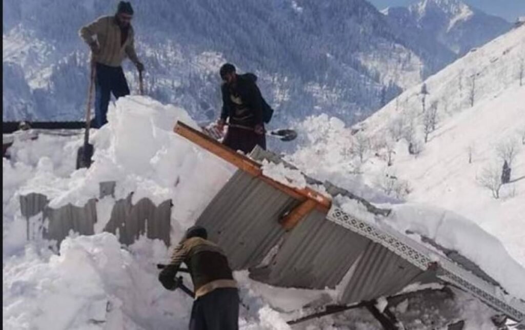 Avalanche kills five of a family in Neelum Valley