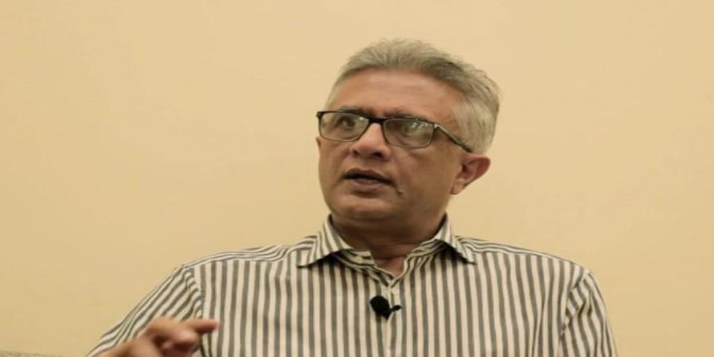 Health Terrorism, Covid Dynamite can Explode @ Eid; Dr Faisal Sultan cautions Pakistanis of a ‘dangerous period’