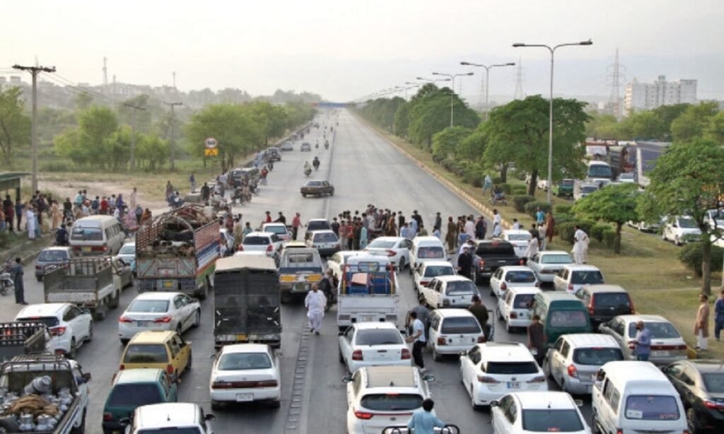 Physical Exam Starts on Streets for Poor Students: protest turns violent as Islamabad police baton-charge Students