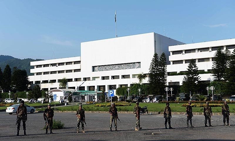Islamabad markets, malls will close at 9 pm to save energy