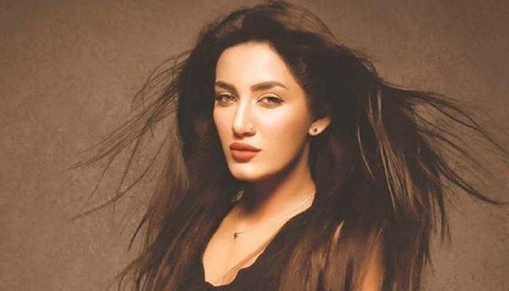 Mathira removes her photos from Instagram