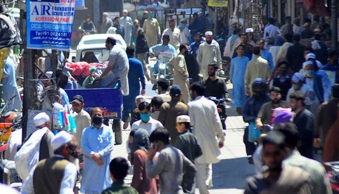 Karachi, Lahore report alarmingly high COVID-19 positivity ratios