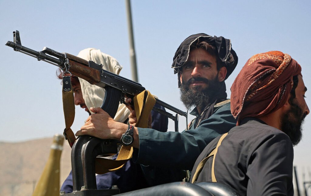Taliban crush rivals resistance, recapture three districts from afghan militia
