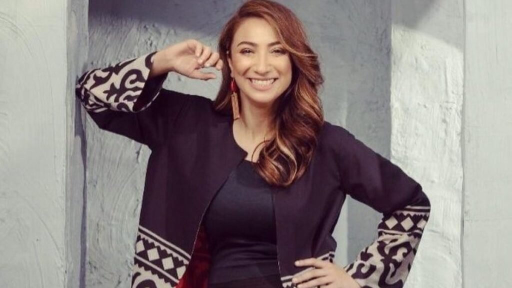 Anoushey Ashraf starts a discussion on ‘sastay liberals’ and why we need to think before we judge others