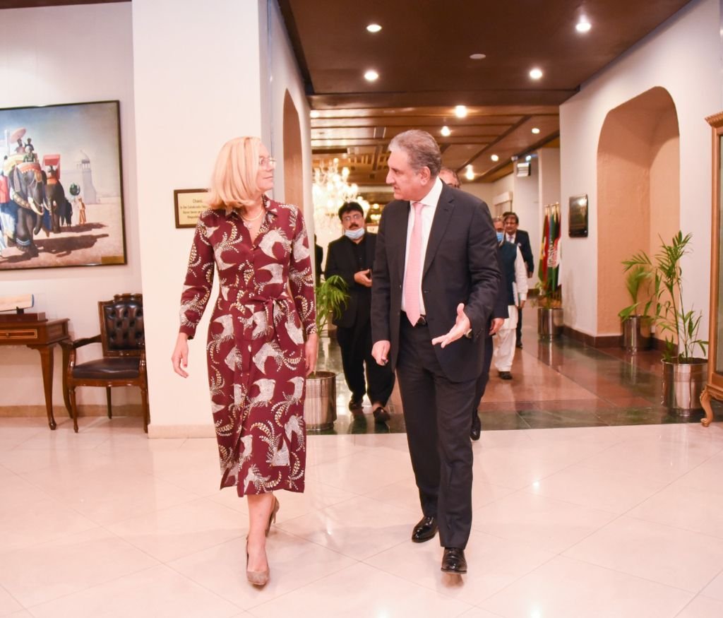 Pakistan urges int’l community to help prevent economic collapse in Afghanistan