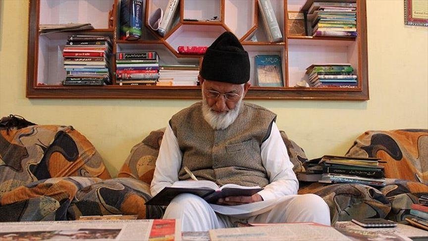 Pakistan lodges protest with Indian charge d’affaires over callous handling of burial of Ali Geelani