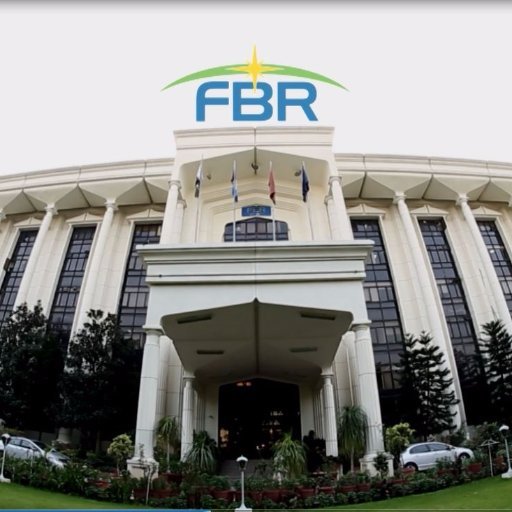 PM Imran Khan confident FBR can ‘comfortably’ achieve annual tax target