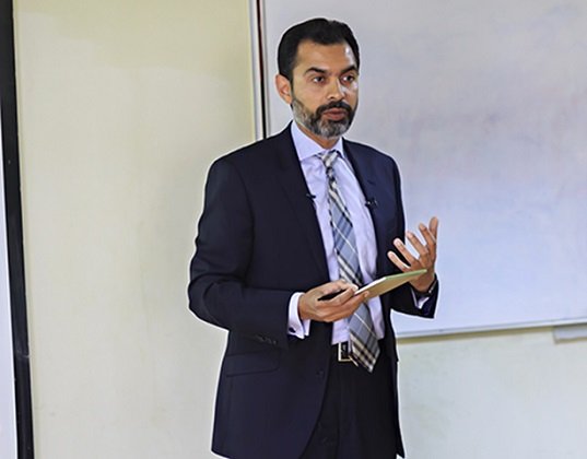 SBP chief insists economy will grow by around 5% in FY2022