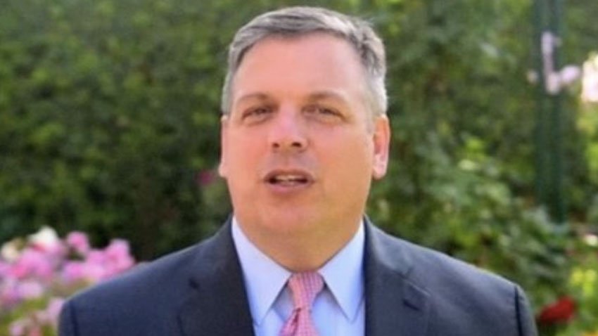 US Ambassador addresses high achievers Pakistani students