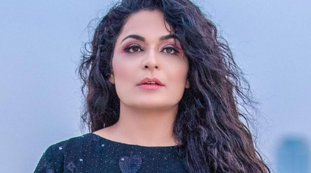 UK bans entry of Pakistani actress Meera for 10 years: Meera hires lawyer to get visa