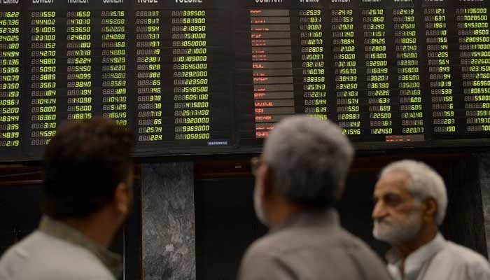 Pakistan Stock Exchange crosses 45K level with bullish sentiment as PM decides to face no-trust move on Sunday