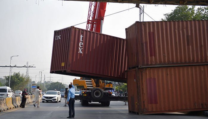 Islamabad may be cut off from rest of the country due to ‘containerisation’ ahead of PTI’s Azadi March