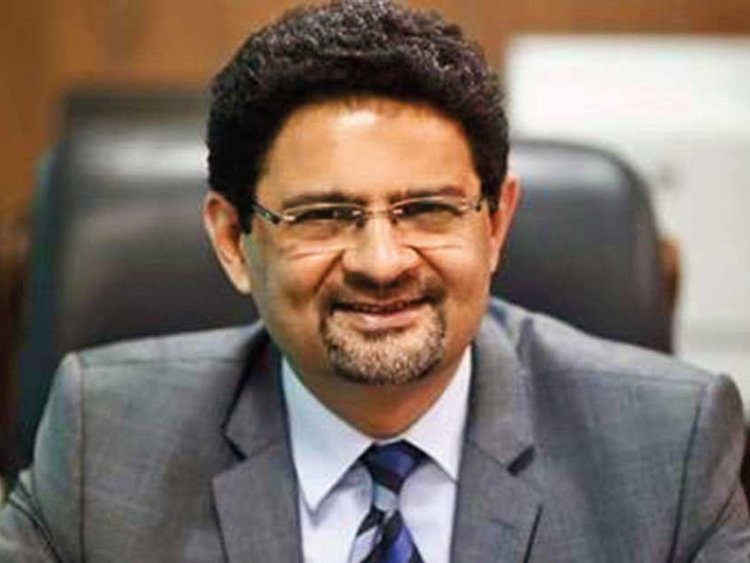 Miftah Ismail: Pakistan may purchase Russian oil if no sanctions