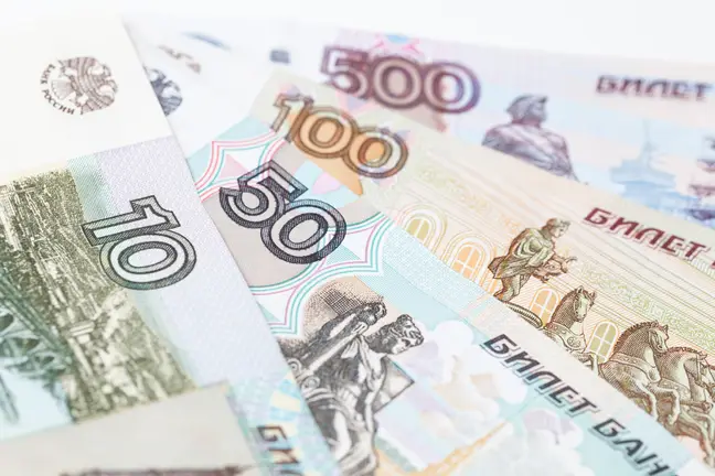 Russian Rouble Outperforms Euro & US dollar