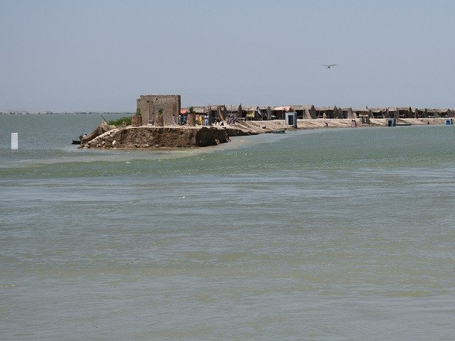 Manchar Lake’s Water level dropped to 120.7 RL