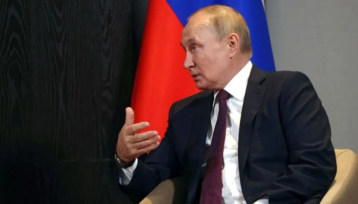 Putin warns Ukraine with a smirk that fight could become more serious