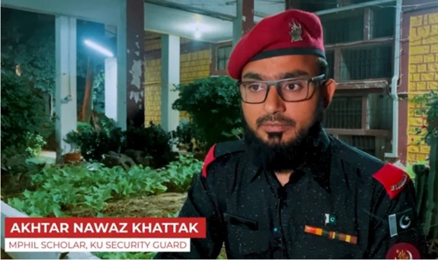 Karachi University’s Security Guard Completes MPhil, Appointed as Lecturer