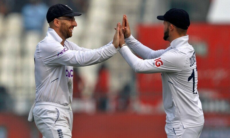 Pakistan all out for 202 in second Test, Leach leads attack
