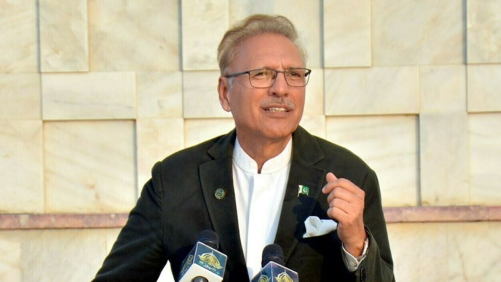 Alvi urges all stakeholders to turn to tables