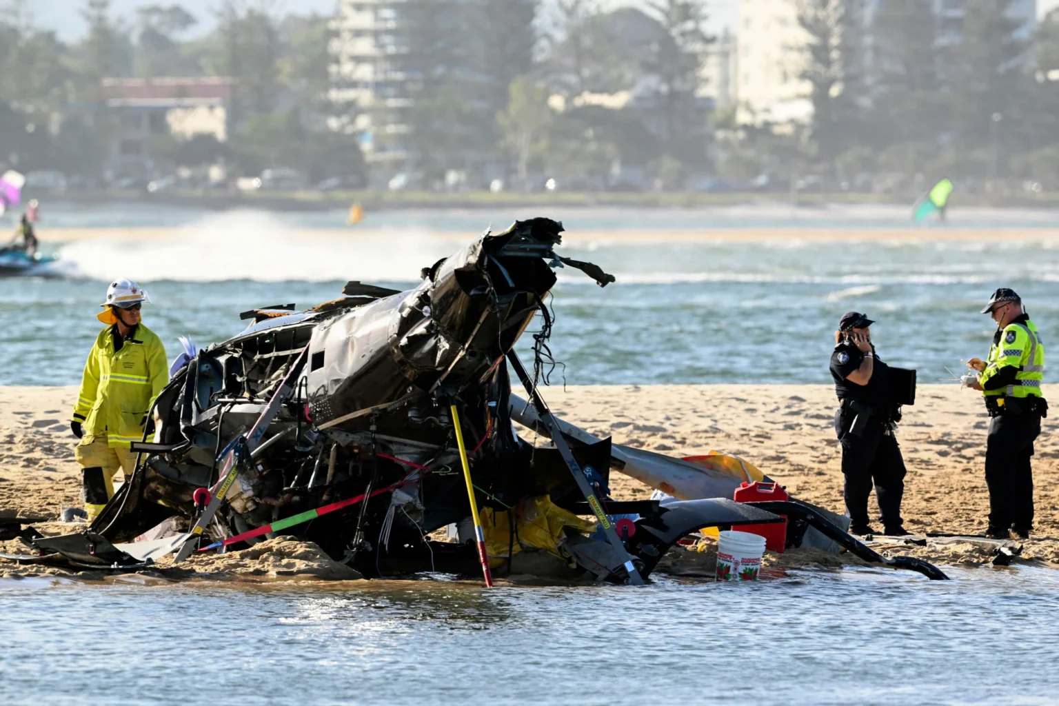 Helicopter Collision Near Australia Theme Park Leaves 4 Dead