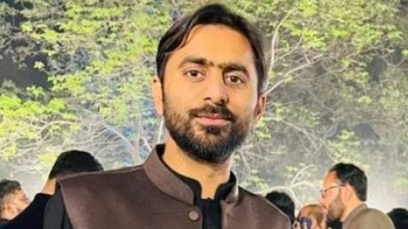 Bol News Journalist Siddique Jan Arrested for Alleged Involvement in violence outside Judicial Complex