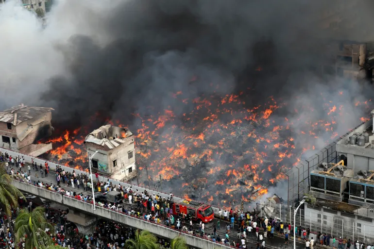Massive fire guts popular clothing market in Bangladesh’s capital