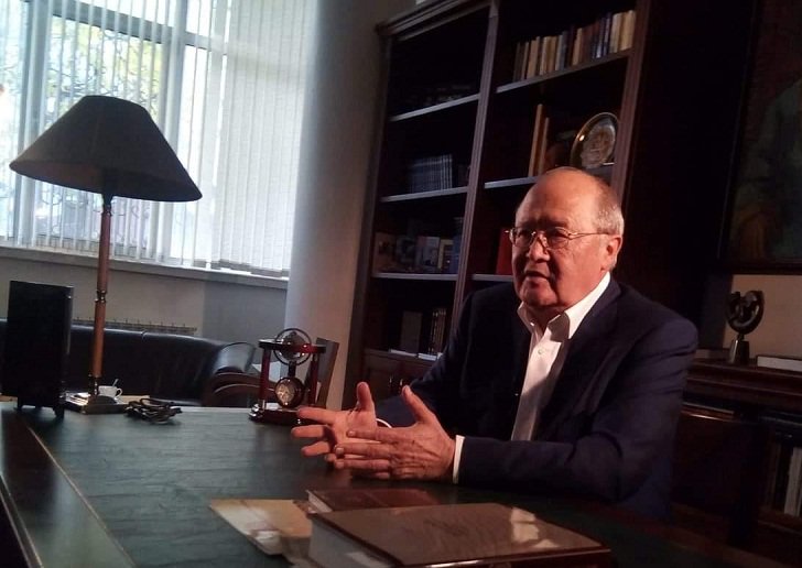 Like Father, Like Son: Murat Auezov Was a Steward of His Father: Kazakh Classic Writer Mukhtar Auezov’s Literary Legacy