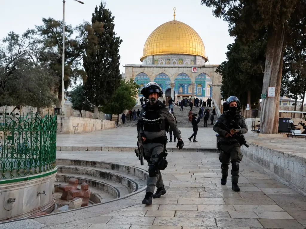 Pakistan strongly condemns storming of Al-Aqsa Mosque