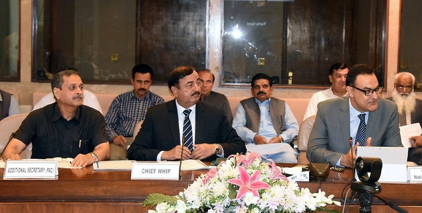 However, the President of Pakistan is getting Rs 896,550 as his salary, Prime Minister is receiving just Rs201,574 salary in a month. Each Federal Minister is receiving Rs 338,125 as salary.