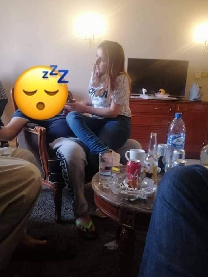 Who is this political Lota? Hareem Shah reveals few secret pictures