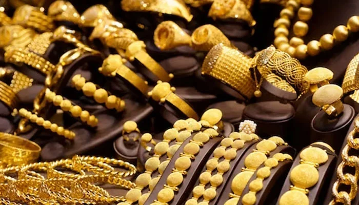 Gold Price in Pakistan Increases by More than Rs2,000 per tola gold