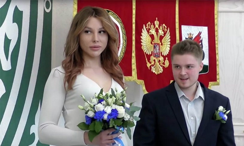 Russian Duolingo platform removes LGBTQ+ references to comply with govt orders