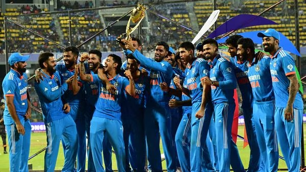 India Clinches Eighth Asia Cup Title with Dominant Win Over Sri Lanka