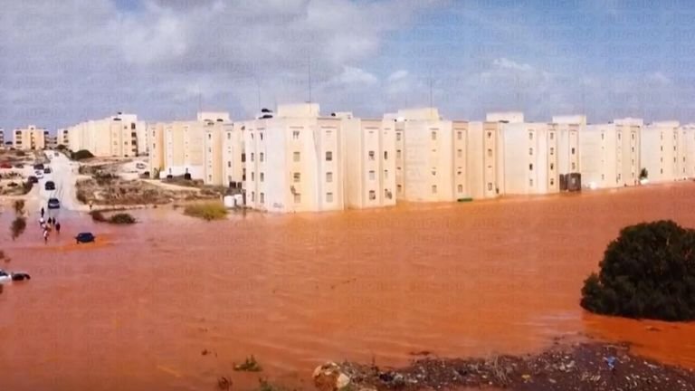 Storm Daniel bursts two dams in overflooded Libya resulting At least 2,300 dead and 10,000 missing