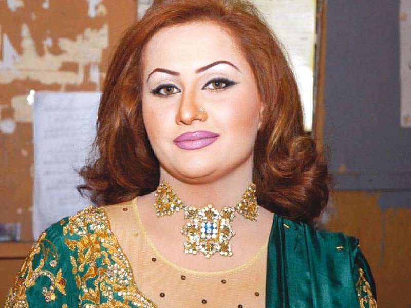 Stage actress Nargis forgives her husband Majid Bashir