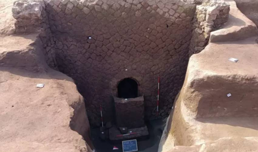 Sealed Tomb From Around Days of Jesus Christ Discovered in Italy