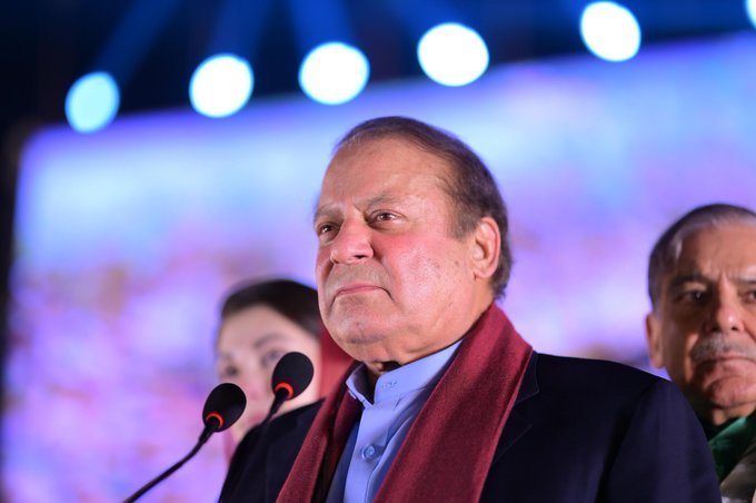 Nawaz Sharif Initiates Outreach to Political Parties for Strengthening Democracy