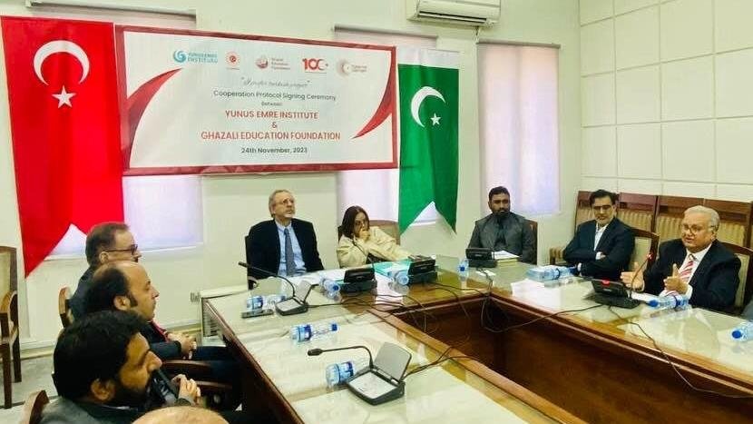 Ghazali Education Foundation and Yunus Emre Institute sign an MoU to offer turkish language courses in Pakistan