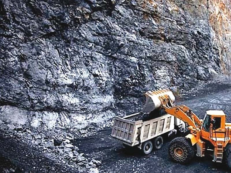 Economic Drain: Illegal Gold Mining in KP’s Nowshera Takes Toll on National Treasury