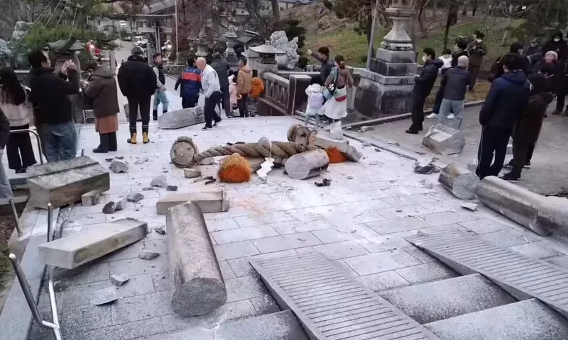 South Korea’s Eastern Coast Experiences Tsunami Following Earthquake in Japan