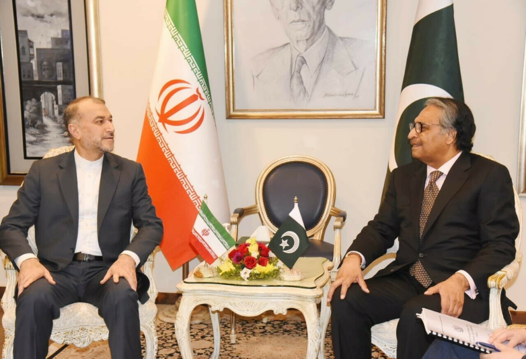 Iranian Foreign Minister Emphasizes Respect for Pakistan’s Sovereignty and Mutual Security