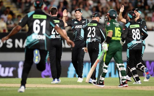 New Zealand beat Pakistan by 46 runs in first T20