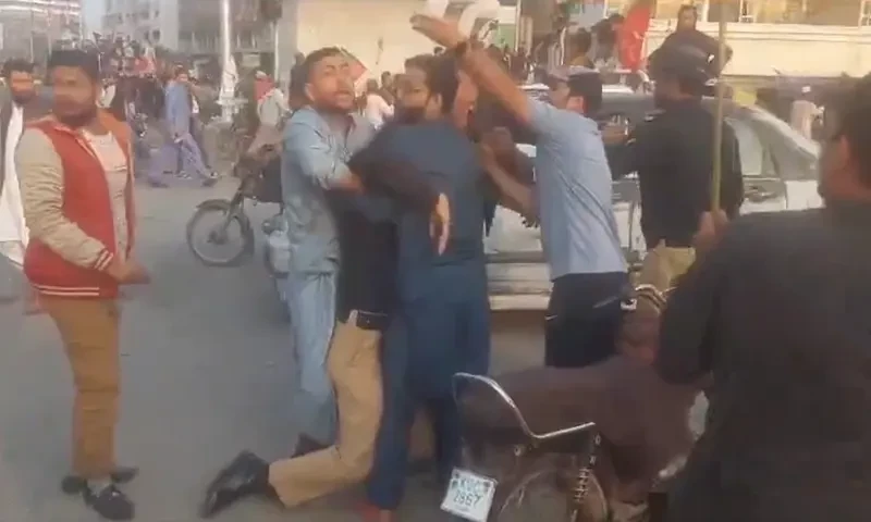 SHO injured in clash with PTI workers at Karachi’s Teen Talwar