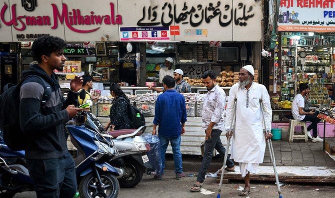 Muslim shopfronts torn down in Mumbai after religious clashes