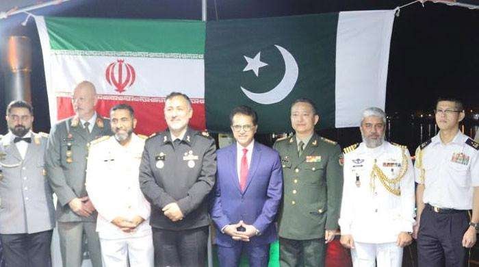 Islamabad and Tehran agree to increase trade to $5 billion