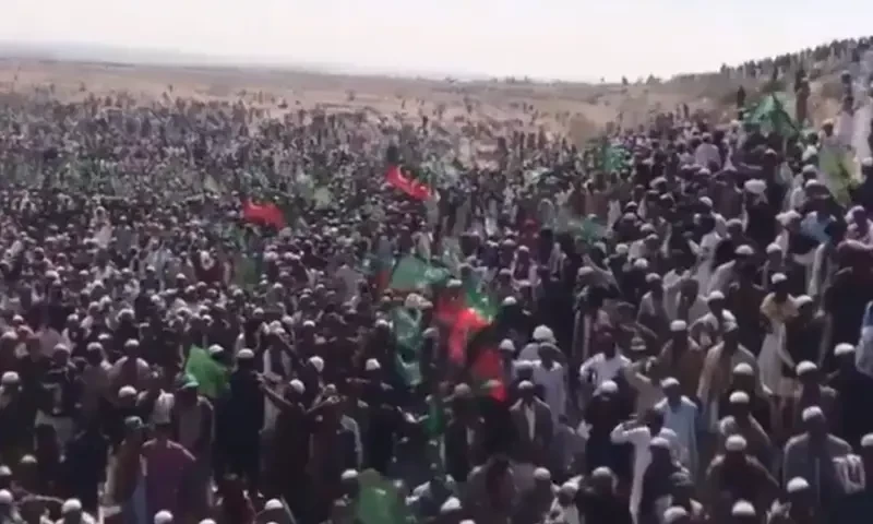 Crowds Swarm Jamshoro in Protest Against Election Rigging