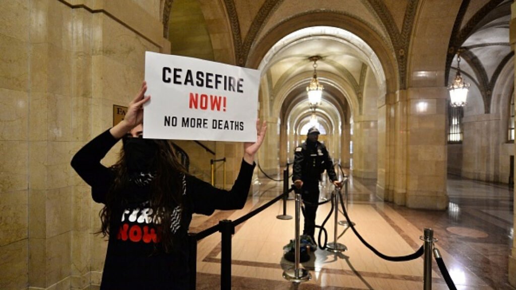 Chicago Joins Growing List of US Cities Urging Peace in Israel-Gaza Conflict
